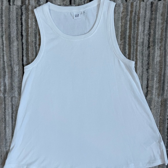 GAP swingy white tank top - XS - Picture 2 of 6
